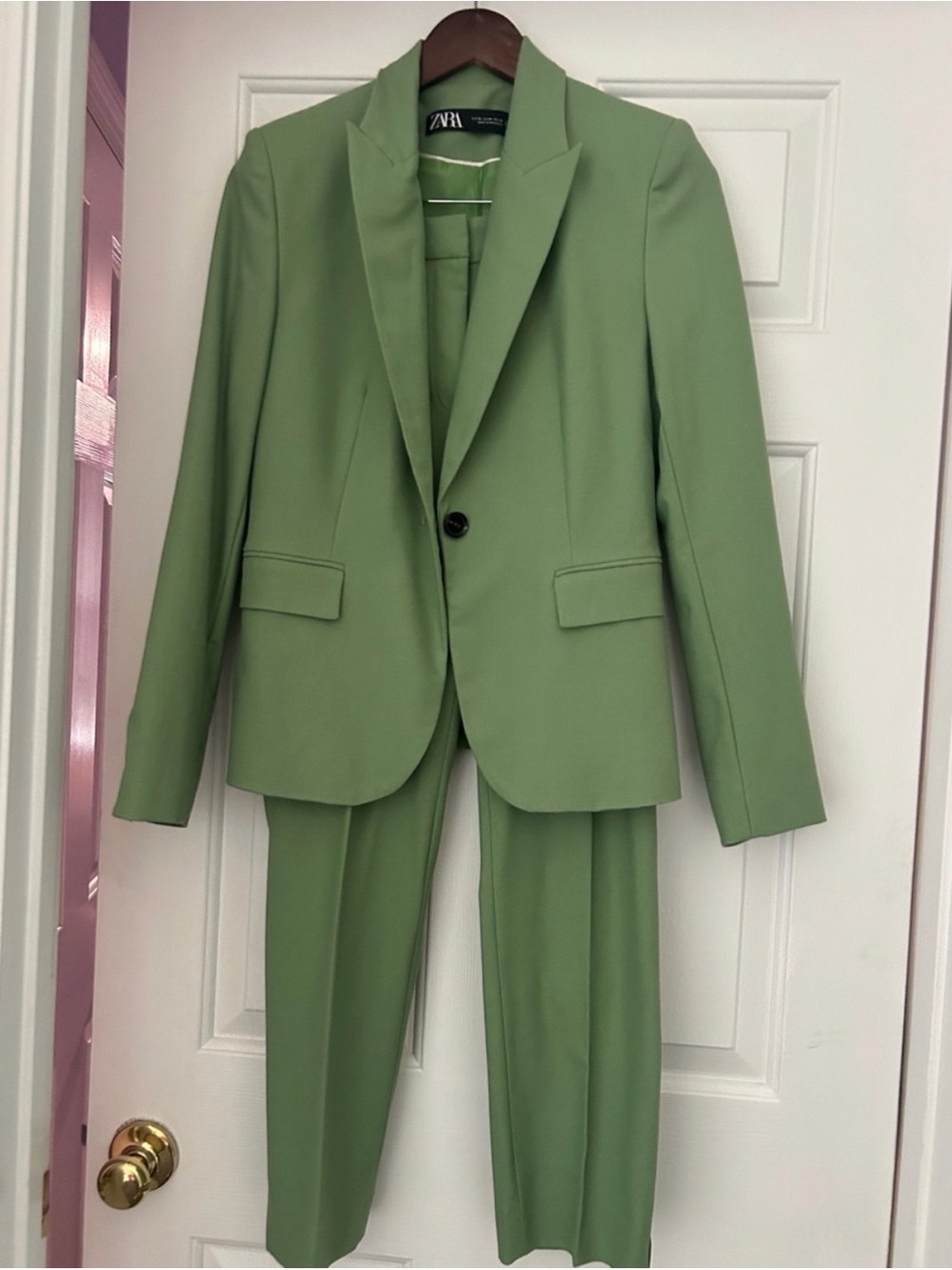 ZARA Sage Green Single-Button Blazer with Matching Trousers
